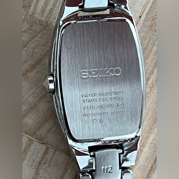 Seiko Solar Ladies Watch Stainless Bracelet Rectangular Black Dial - Picture 9 of 14